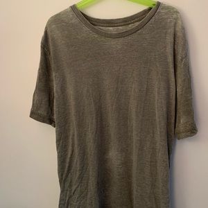 Plain grey T-shirt